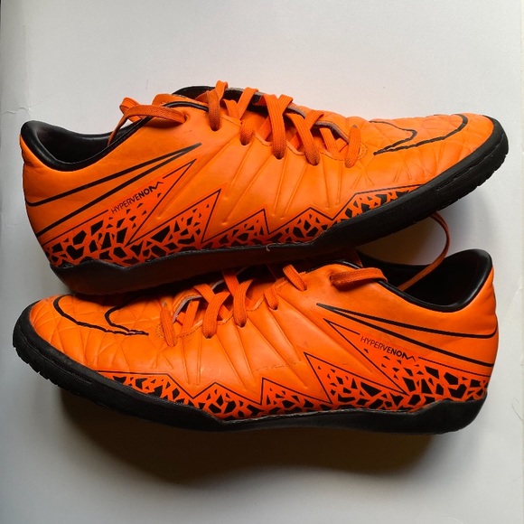 nike hypervenom indoor soccer shoes